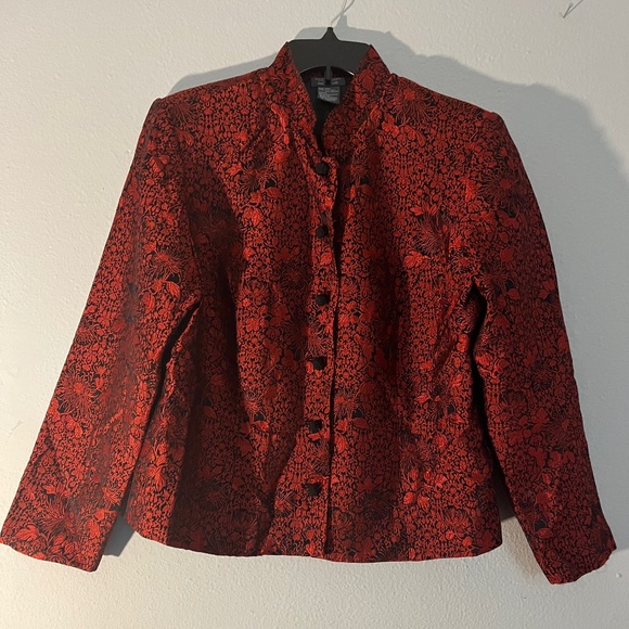 Red and black jacket - Picture 1 of 5